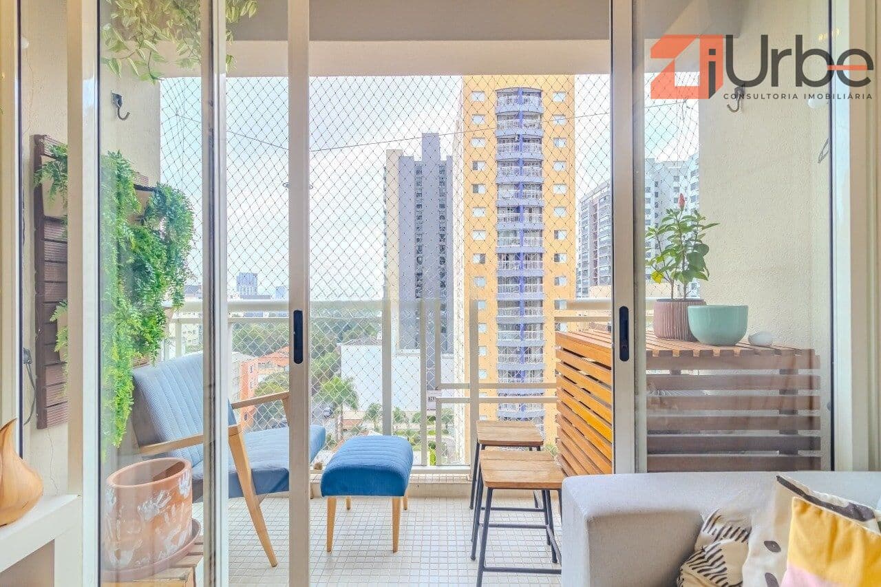 Aconchegante apartamento à venda em Perdizes com 57m², 2 vagas próximo à futura estação de Metrô