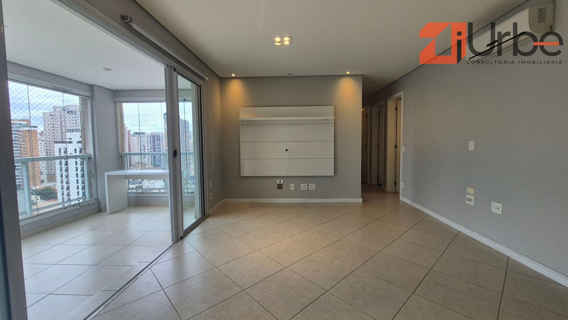 Apartamento reformado à venda 88m², 3 dormitórios em Perdizes