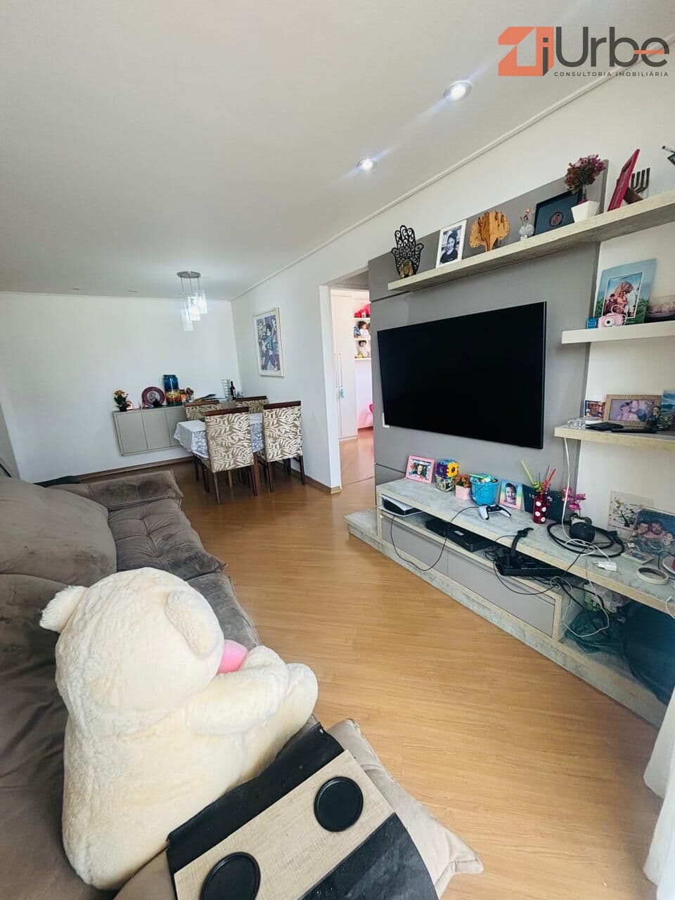 Excelente apartamento à venda com 60m², 2 dormitórios localizado à 200mts do Shopping Bourbon