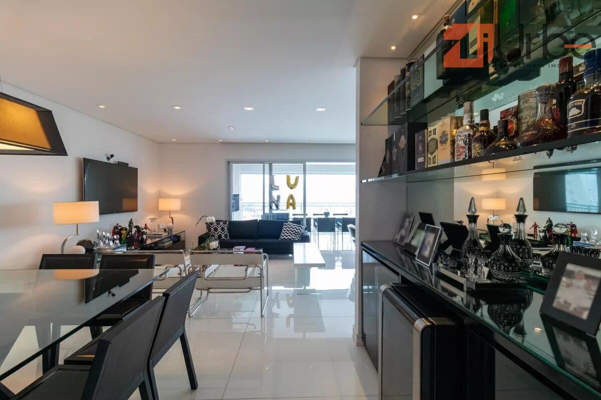 Excelente apartamento à venda na Vila Romana com 206m², 3 vagas próximo ao Bourbon Shopping