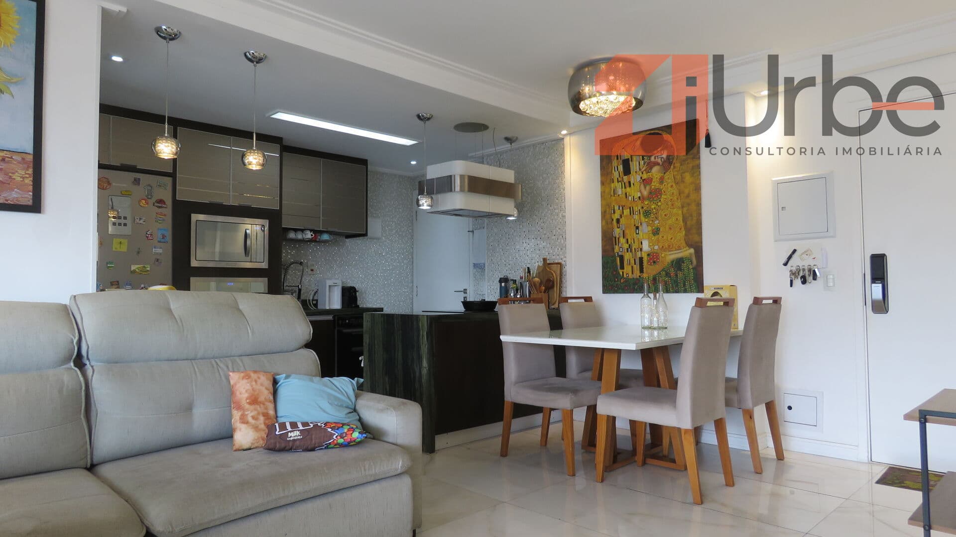 Lindo apartamento à venda 108m², 2 vagas próximo ao Metrô Praça da Árvore