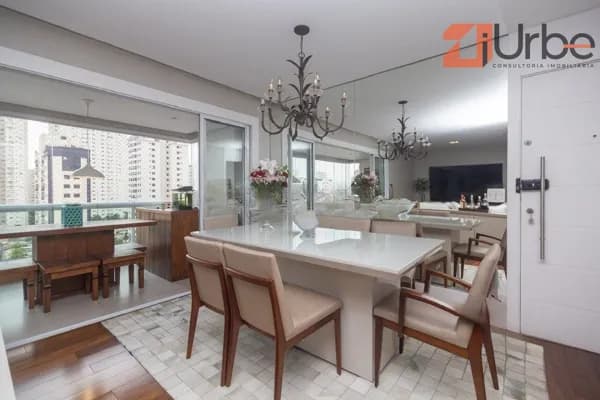 Apartamento à venda com 120m², 3 vagas na Vila Romana próximo ao Terminal Lapa