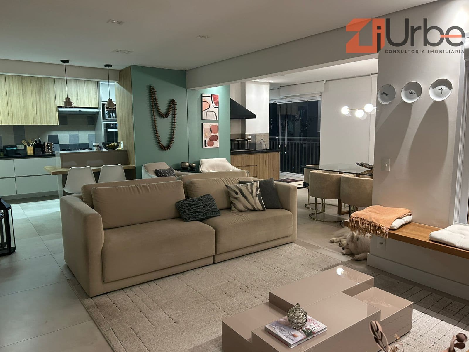 Lindo apartamento à venda 110m², 2 vagas à 4 min do Parque da Aclimação