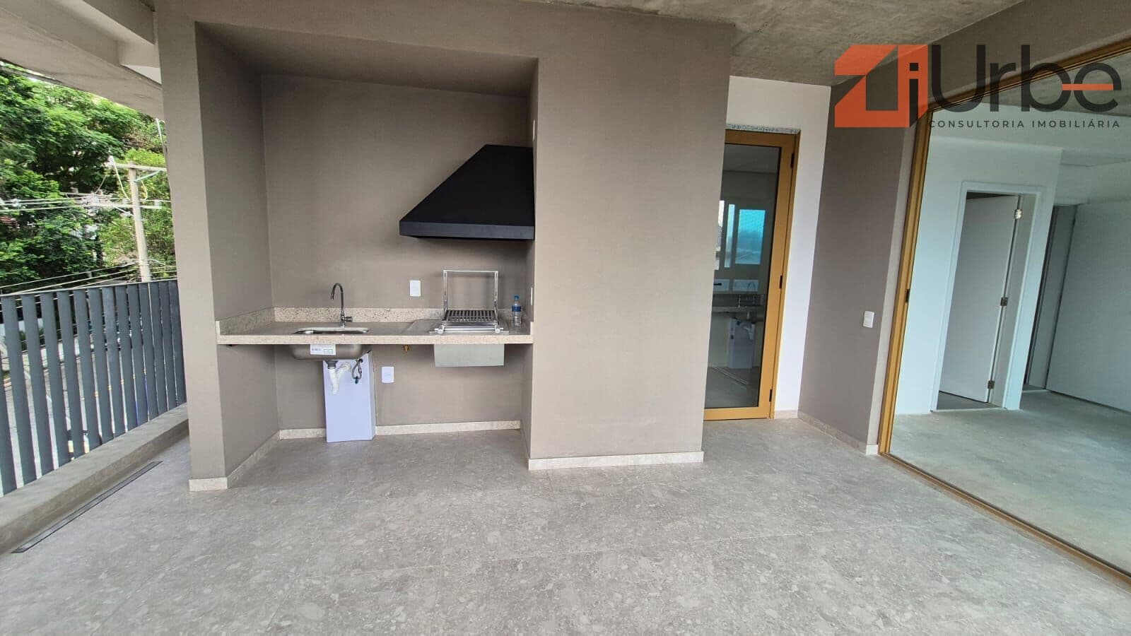 Apartamento com 3 Suítes, 2 vagas em Perdizes