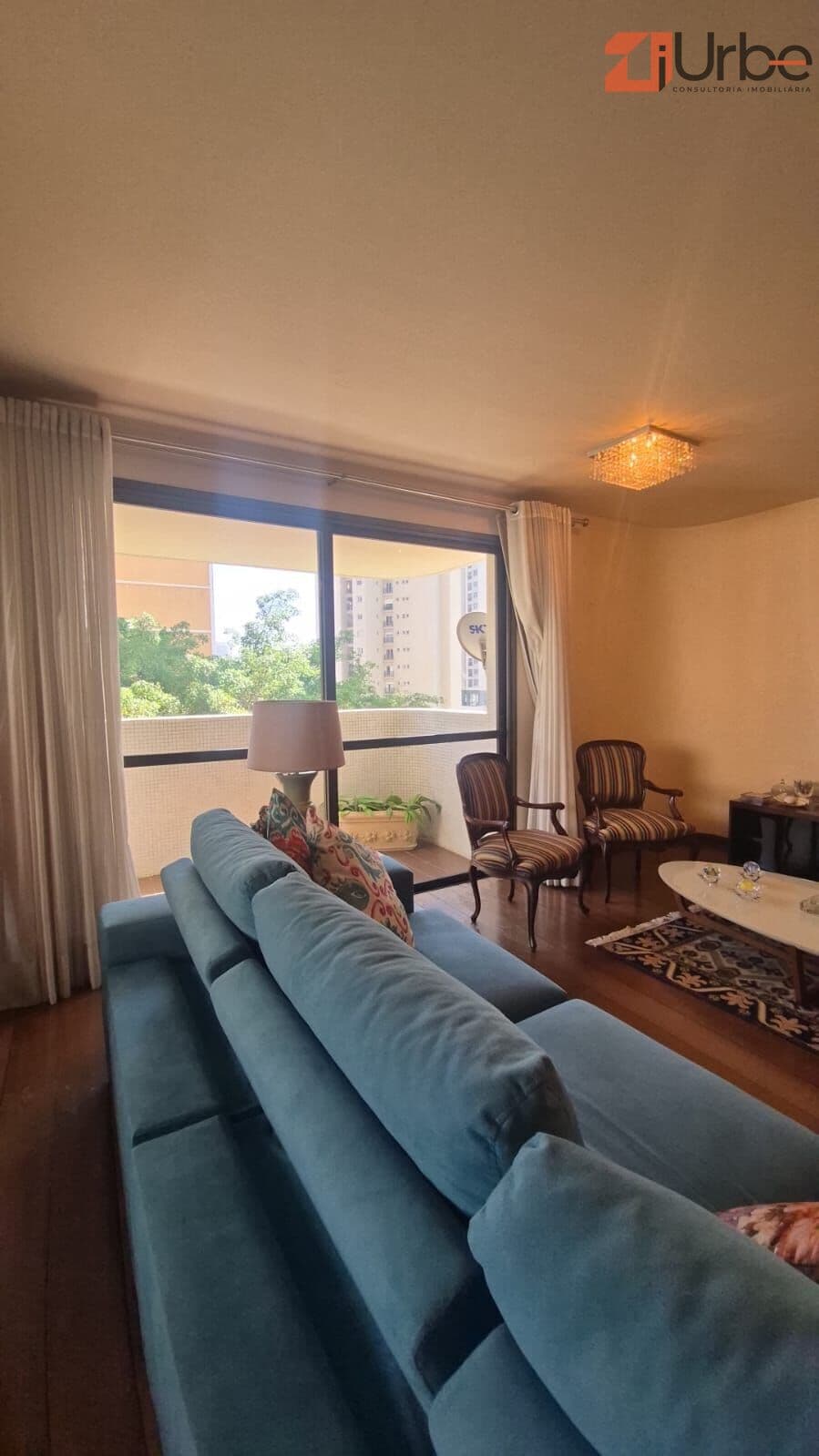 Apartamento à venda em Perdizes com 220m², 3 suítes próximo ao Bourbon Shopping