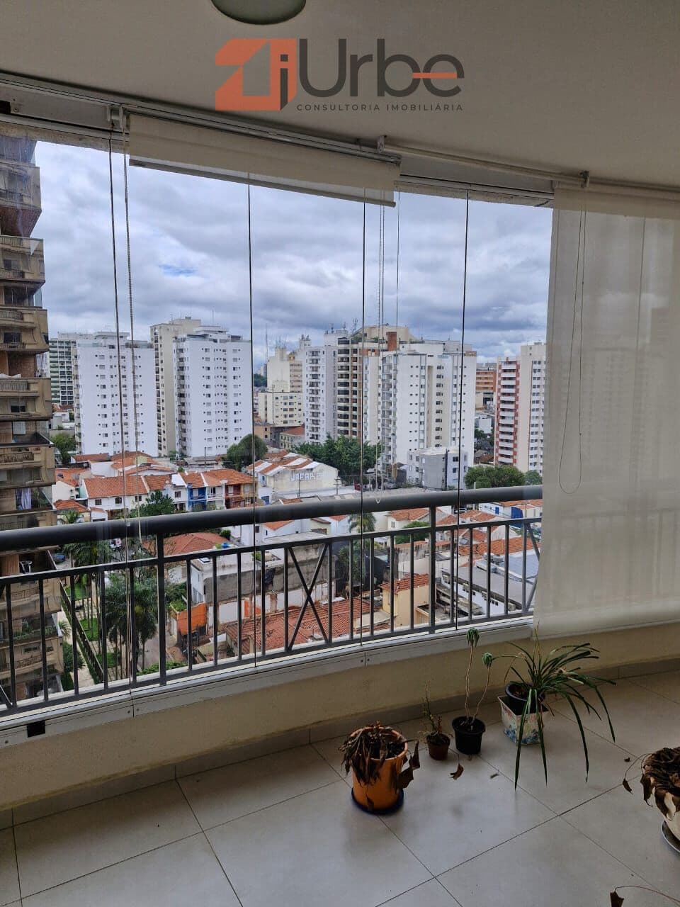 Apartamento à venda 85m², 2 vagas próximo ao Shopping West Plaza