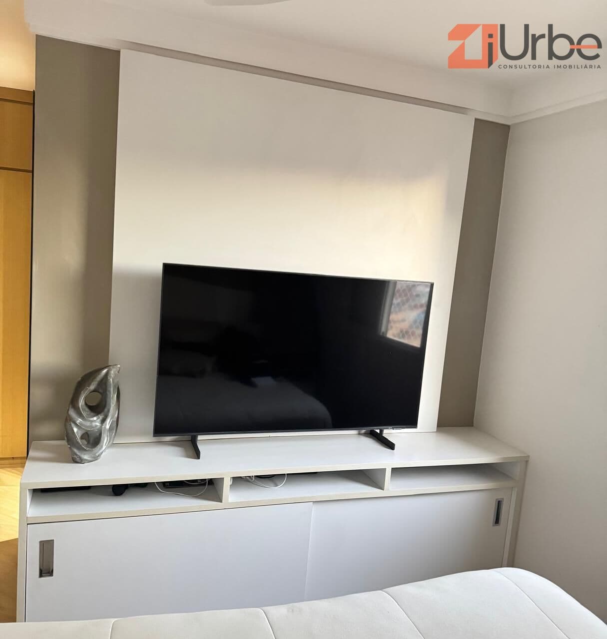 Apartamento Reformado 3 Dormitórios c/ 2 Suítes e 3 Vagas na Vila Romana