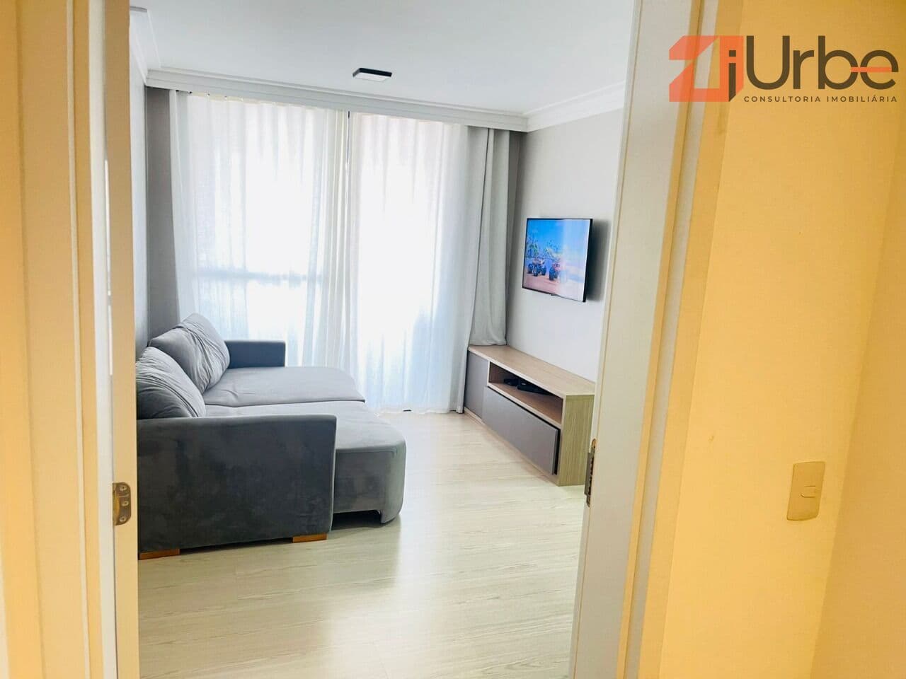 Apartamento à venda 80m², 2 dormitórios, 1 vaga na Vila Romana
