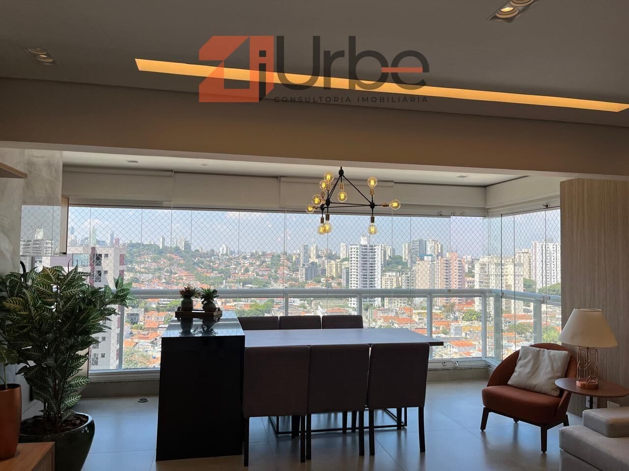 88m², 3 vagas, andar alto à venda na Vila Romana