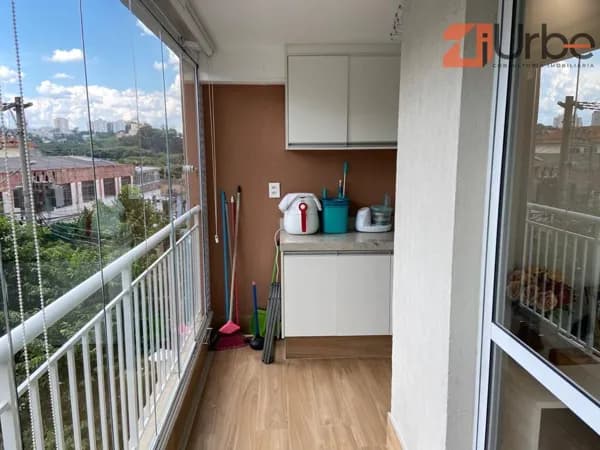 Apartamento à venda 92m² 2 vagas à 9 minutos da Estação de Metrô Barra Funda