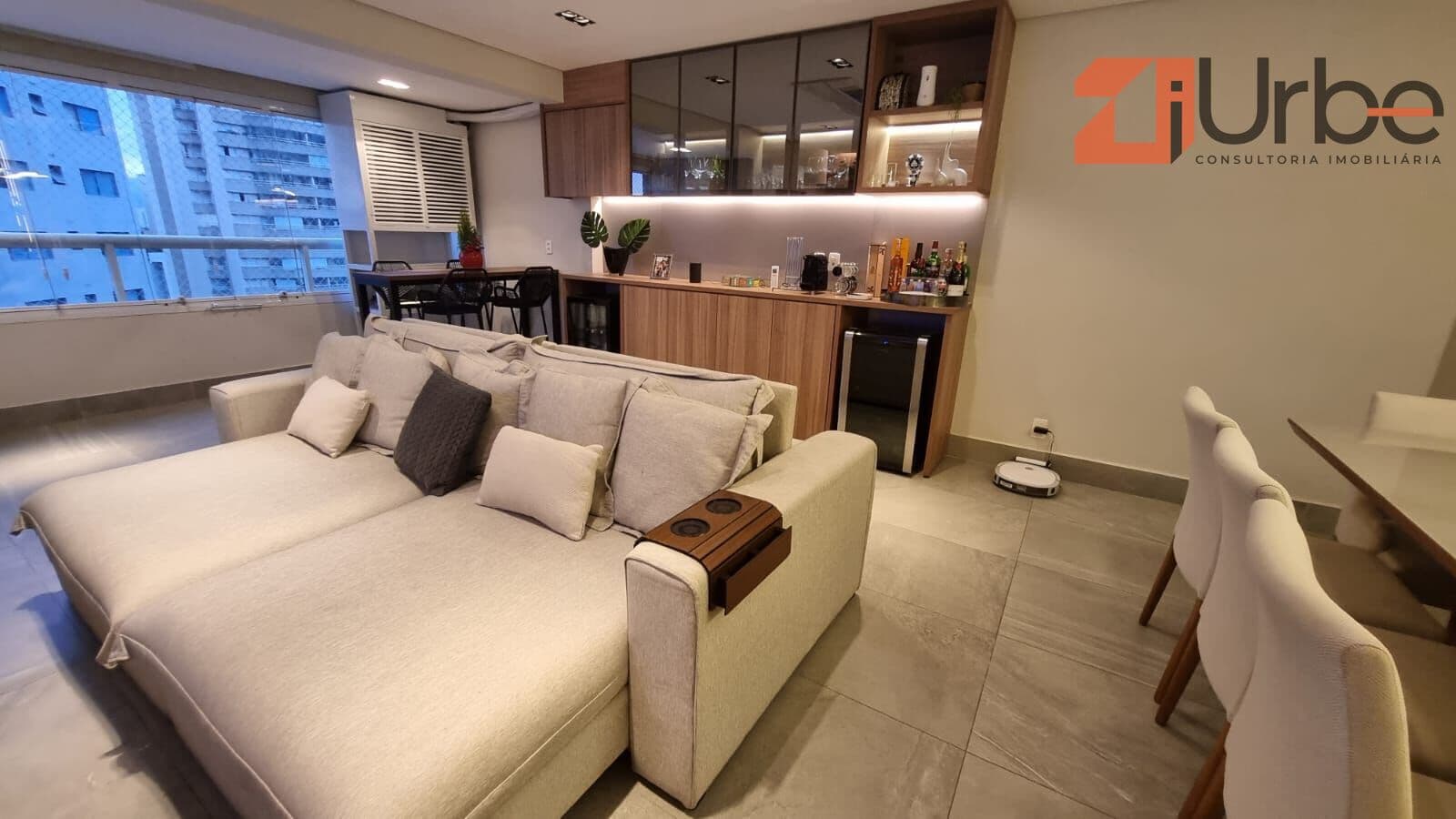 Apartamento 3 Dormitórios c/ Suíte Moderno e Reformado