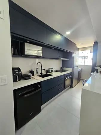 Apartamento à venda com 3 suítes - Praia dos Ingleses