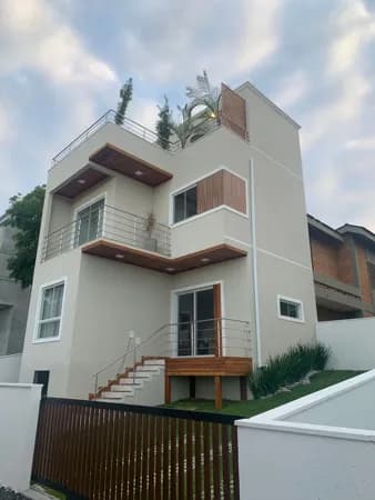 Triplex com Vista para o Mar a 600m da Praia
