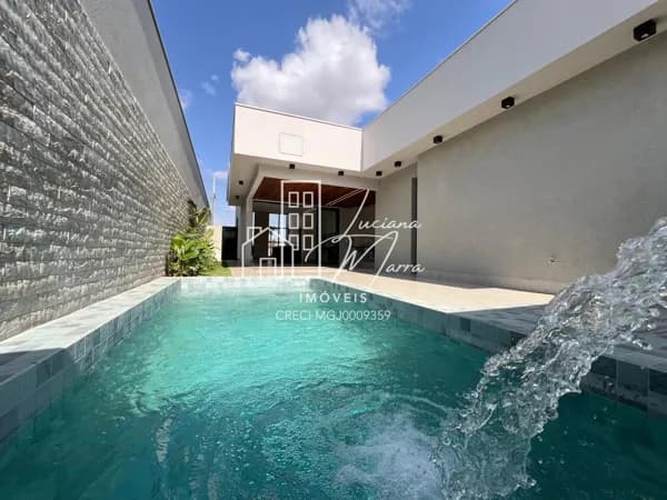 Casa em Patos de Minas - Chácaras Caiçaras