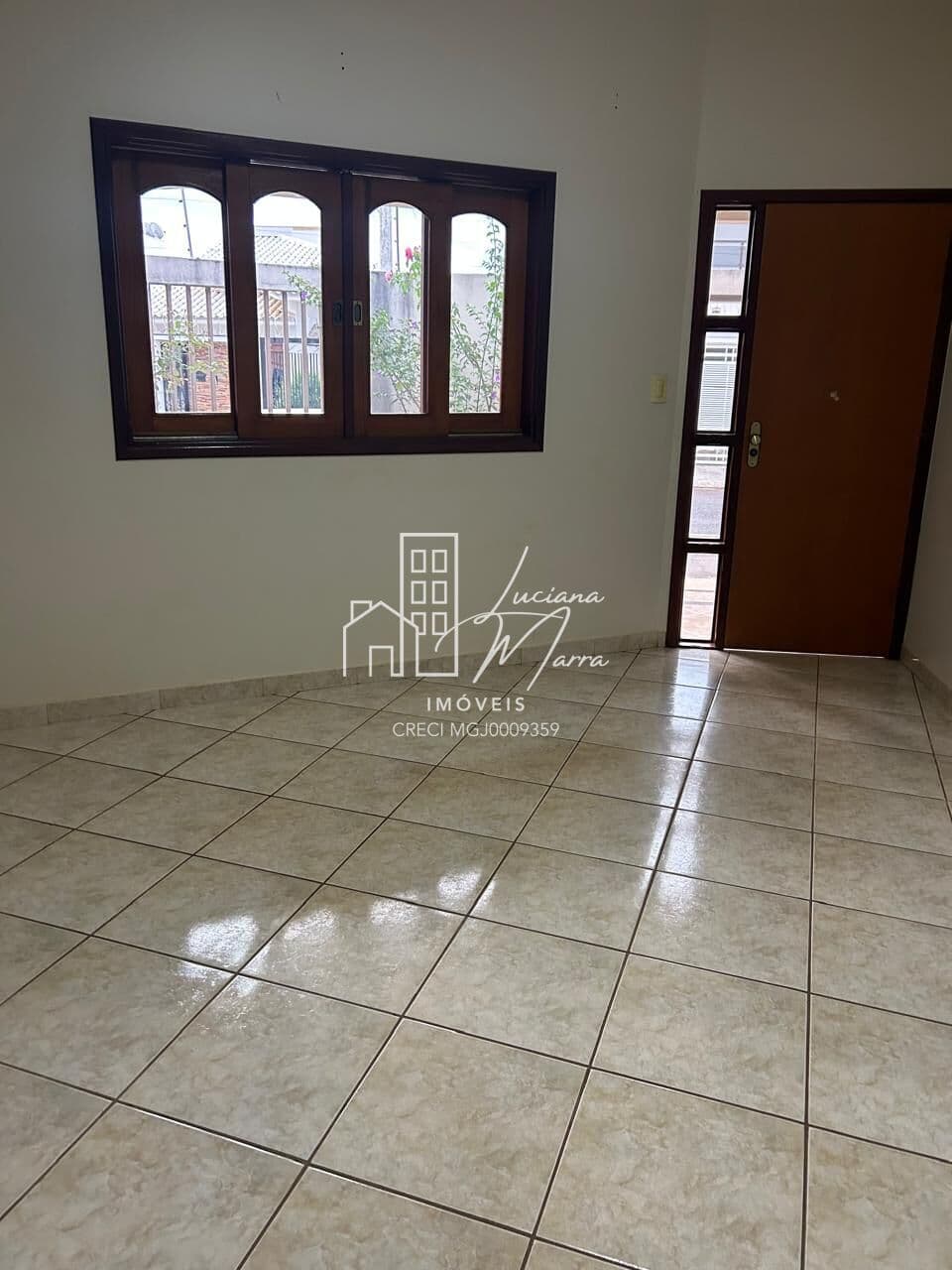 Casa em Patos de Minas - Jardim Califórnia