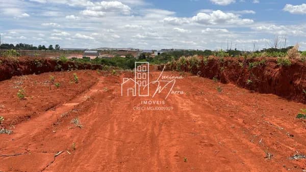 Lote/Terreno em Patos de Minas - Planalto
