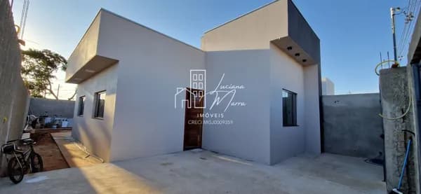 Casa em Patos de Minas - Santa Helena