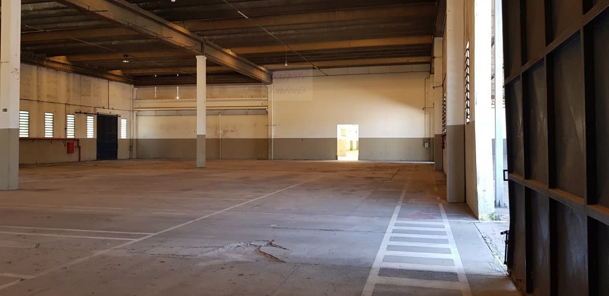 Galpão/Pavilhão Industrial para Venda e Aluguel em Medeiros Jundiaí-SP