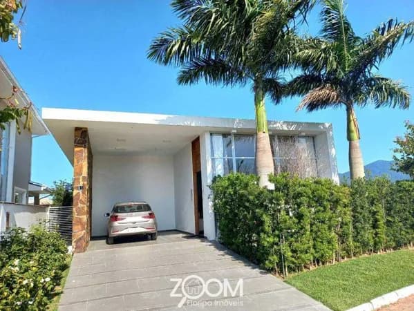 Casa de Condomínio em Florianópolis - Campeche