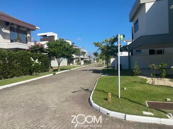 Terrenos Exclusivos em condomínio fechado no Campeche, Florianópolis