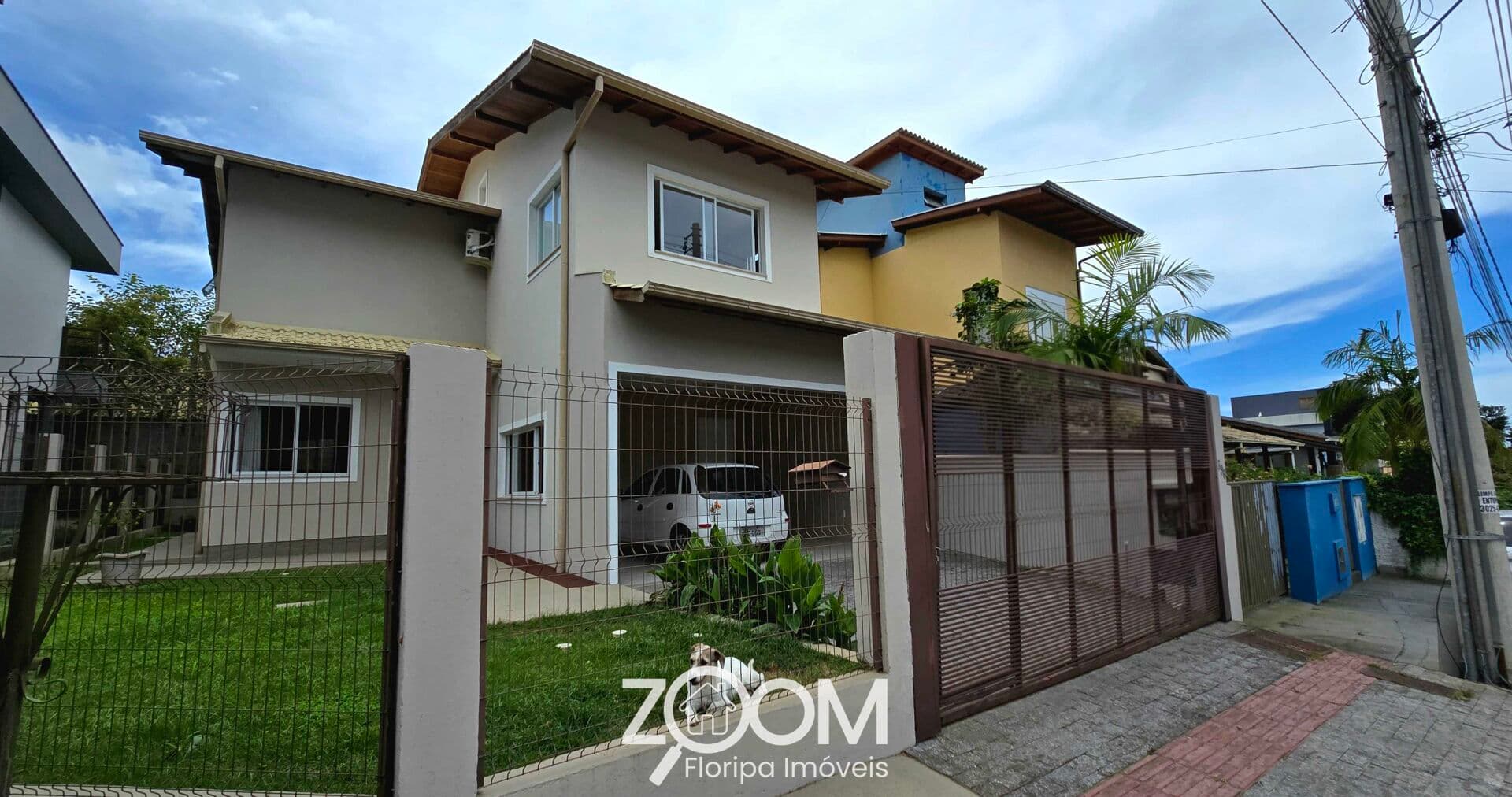Casa com 4 dormitórios à venda no Campeche – Florianópolis/SC