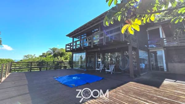 Exclusividade e Vista Panorâmica para um dos mais belos pôr do sol da Ilha