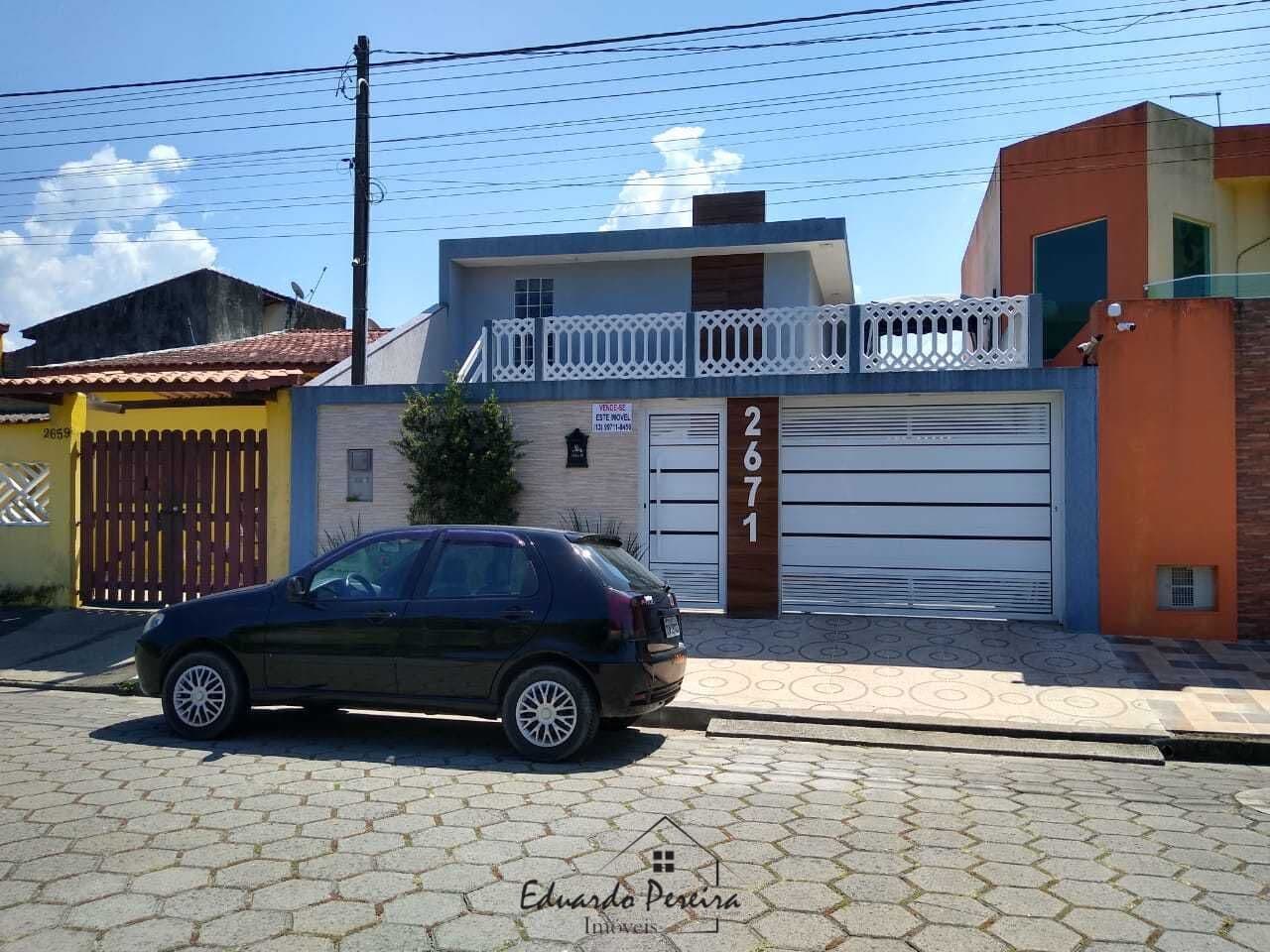 Casa a venda 600 metros da praia em Suarão, Itanhaém/SP