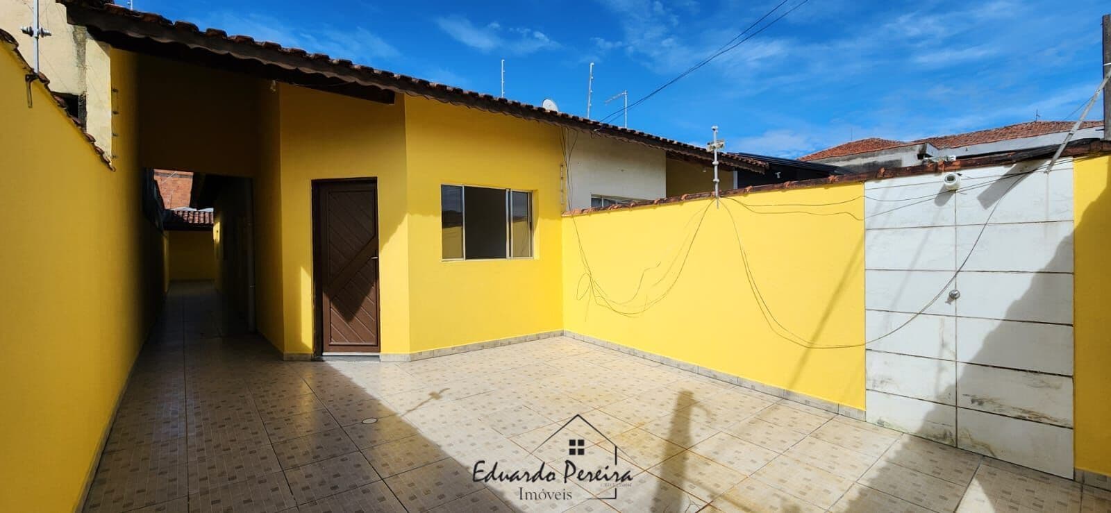 🏡 Casa à Venda proximidades com diversos comércios – Bairro Savoy