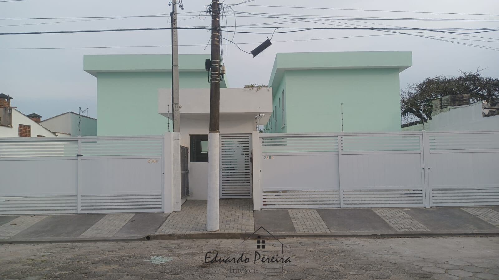 Sobrado em condomínio a venda no bairro Nova Itanhaém- Praia