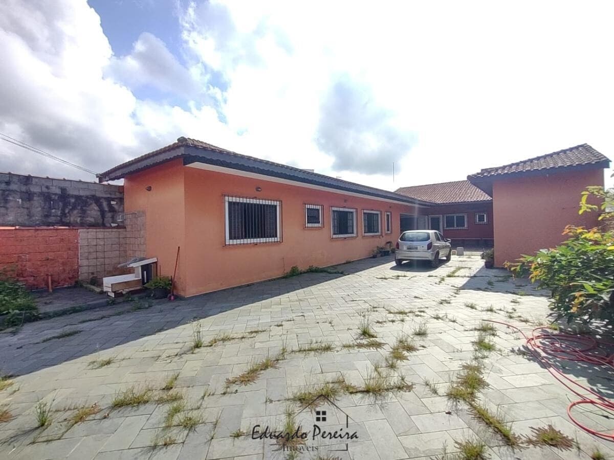 Edícula para Venda no bairro Grandesp, localizado na cidade de Itanhaém / SP.