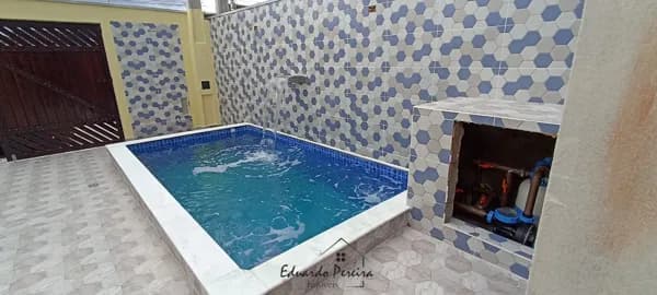 Sobrado á venda no Jardim Suarão - Praia, Itanhaém/SP