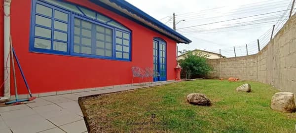 Casa á venda de esquina em Belas Artes, Itanhaém/SP
