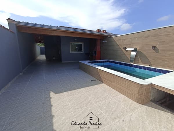 Casa para Venda no bairro Nova Itanhaém, localizado na cidade de Itanhaém / SP.