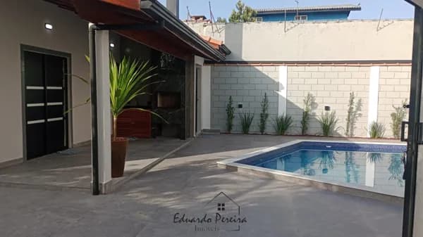 🏡 Casa Ampla com Piscina no Campos Eliseos – Itanhaém/SP