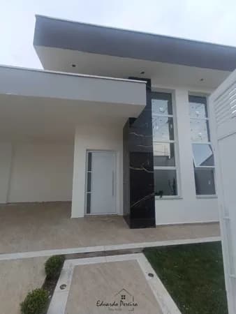 🏡 Casa isolada de alto padrão próxima à praia – Itanhaém/SP