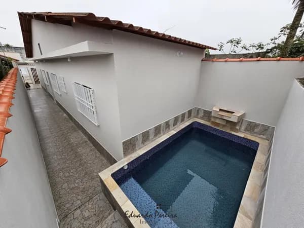 Casa em Mongaguá - Centro