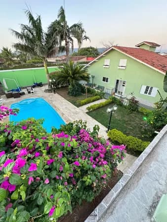Casa a venda com piscina, churrasqueira apenas 80 metros da praia no Jardim Suarão - Praia, Itanhaém/SP