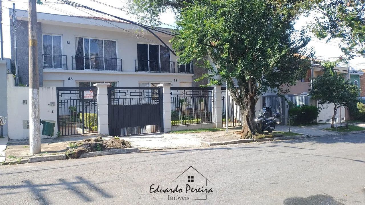 Apartamentos em condomínio na Lapa
