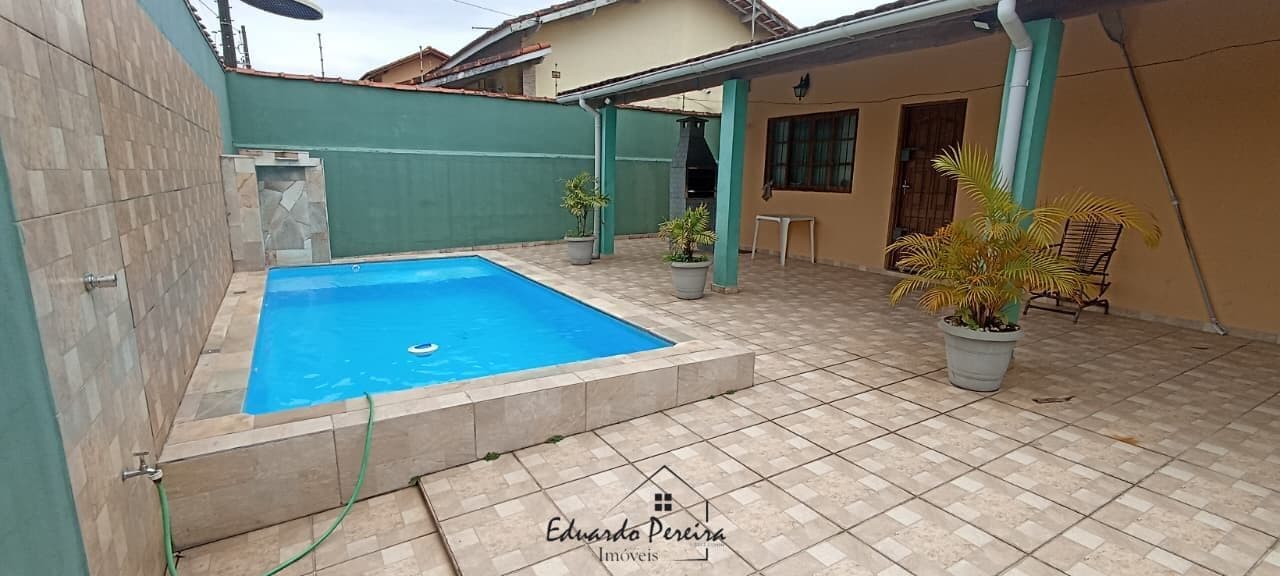 Casa á venda com Piscina e churrasqueira no Savoy, Itanhaém/SP