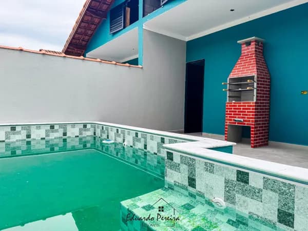 Casa á venda com piscina e churrasqueira no bairro Jamaica - Praia, Itanhaém/SP