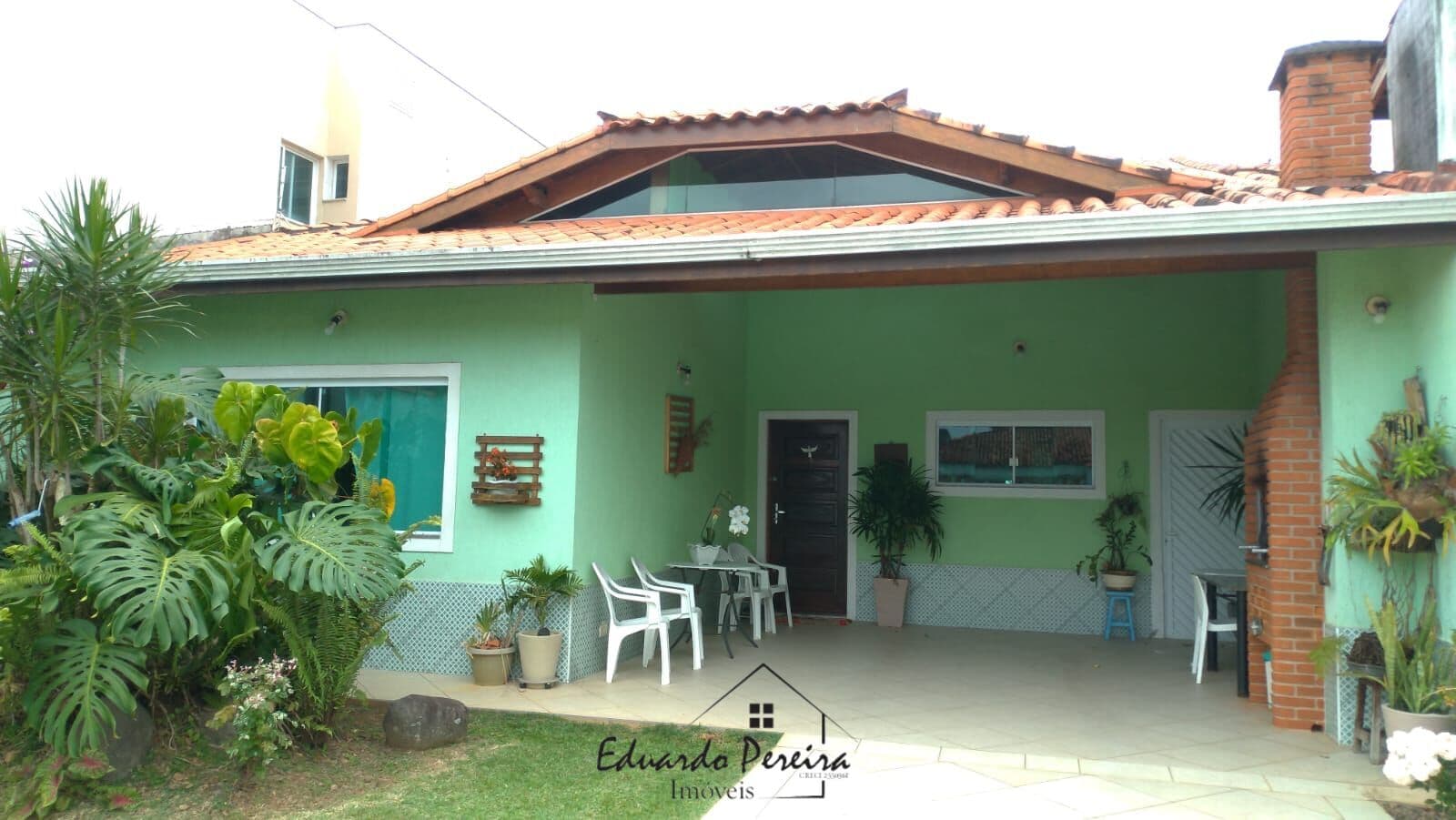 🏡 Grande Oportunidade em Peruíbe! Casa Térrea a 130 Metros da Praia- centro