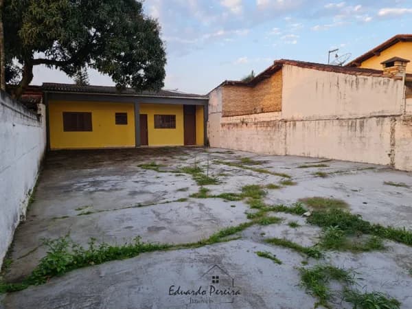 🏡 Edícula à Venda – Bairro Savoy