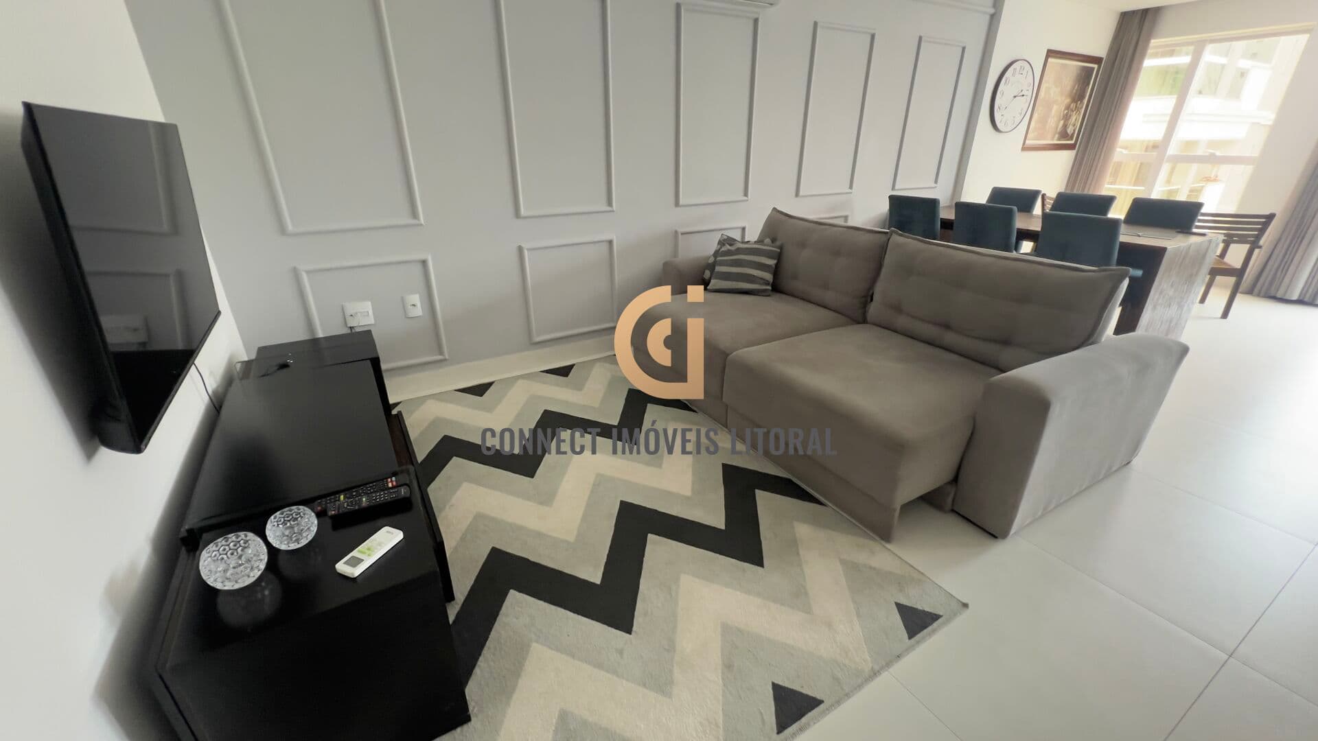 Apartamento em Meia Praia, Itapema/SC