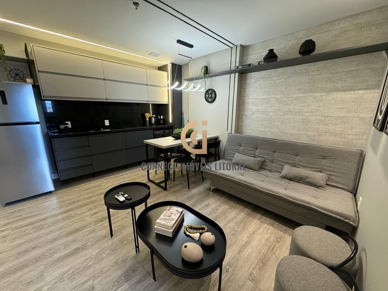 Apartamento em Meia Praia, Itapema/SC