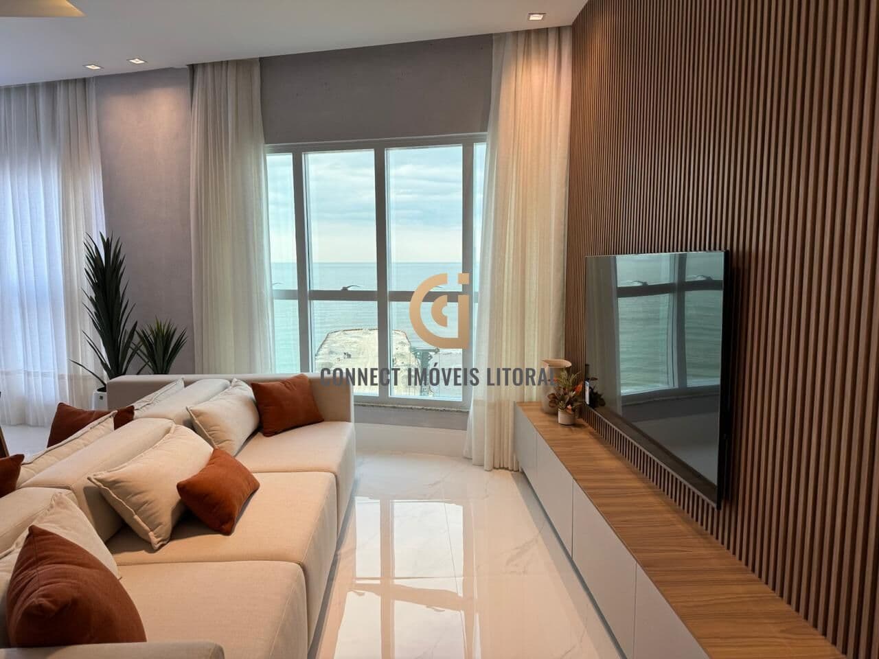 Apartamento Alto Padrão em Meia Praia, Itapema/SC