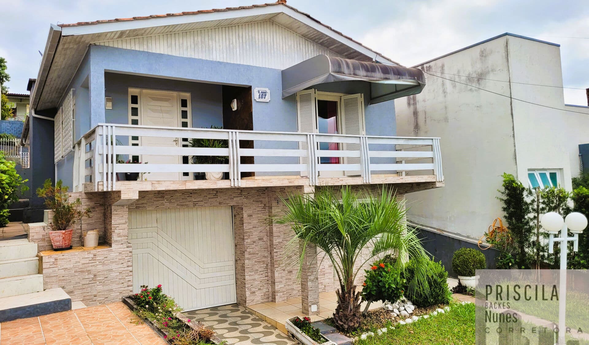 Residência Tradicional Espaçosa, com 157m² de área útil, em Campo Bom-RS