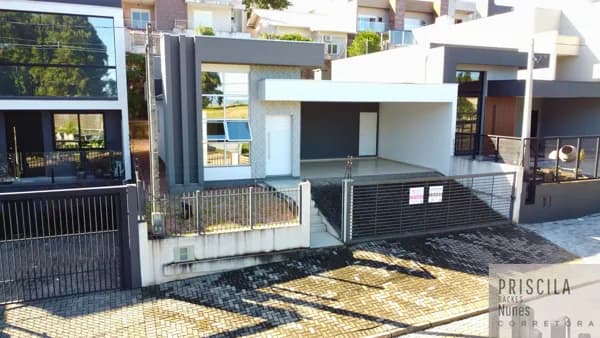 Casa Encantadora, Sustentável com uma Área total de 325,26m² - Solar do Campo - Campo Bom-RS