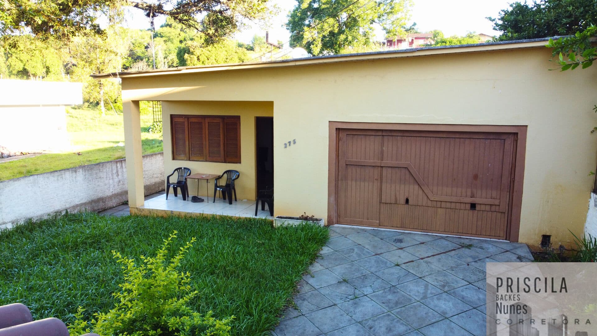 Residência Tradicional, Ampla à Venda com 423,50m² de área total - Genuíno Sampaio - Campo Bom-RS
