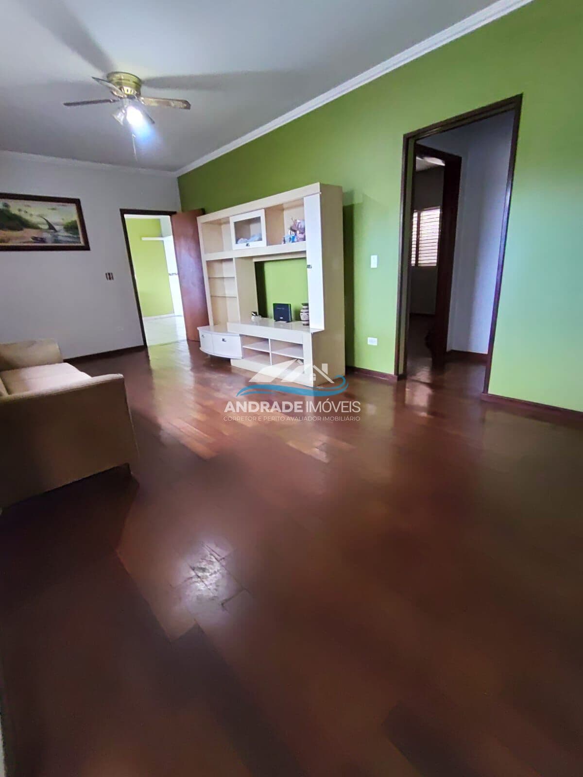 Casa Residencial ou Comercial no Jardim Country Club