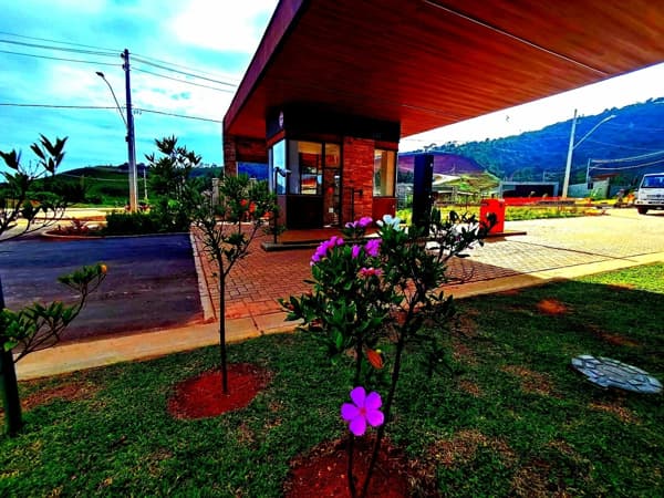 Lote à venda com 300m² no Condomínio Estrela do Lago - Juiz de Fora - MG